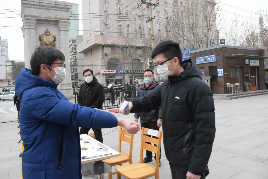 小巷中的神秘宝藏，最新测温仪揭示隐藏的温度秘密